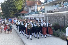 02_Musikkapelle-Leupolz-Strandpromenade-Le-Pouliguen-sz